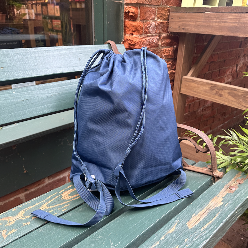 Eau Claire Cinch Bag (Navy)