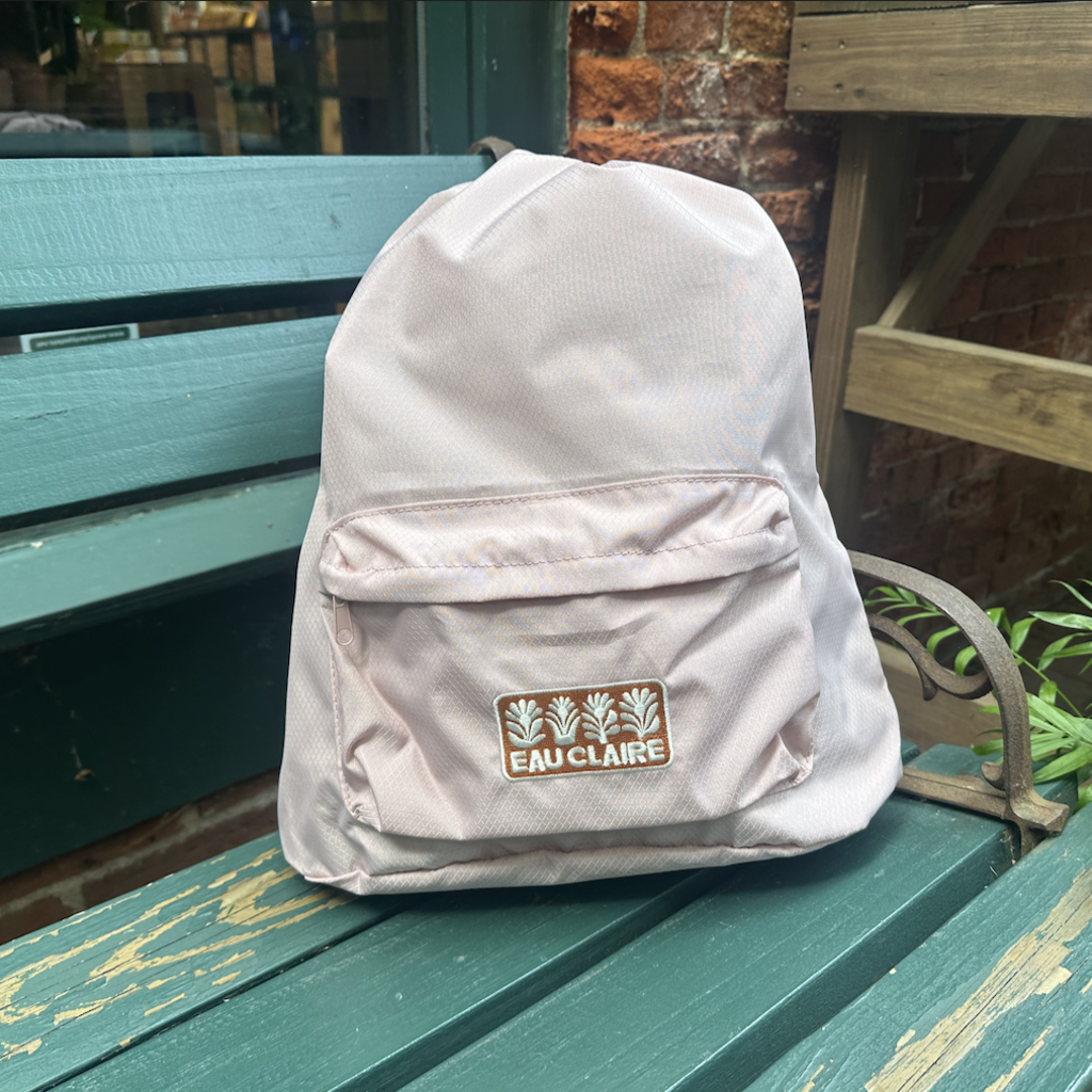 First & Foremost Eau Claire Cinch Bag (Rose)