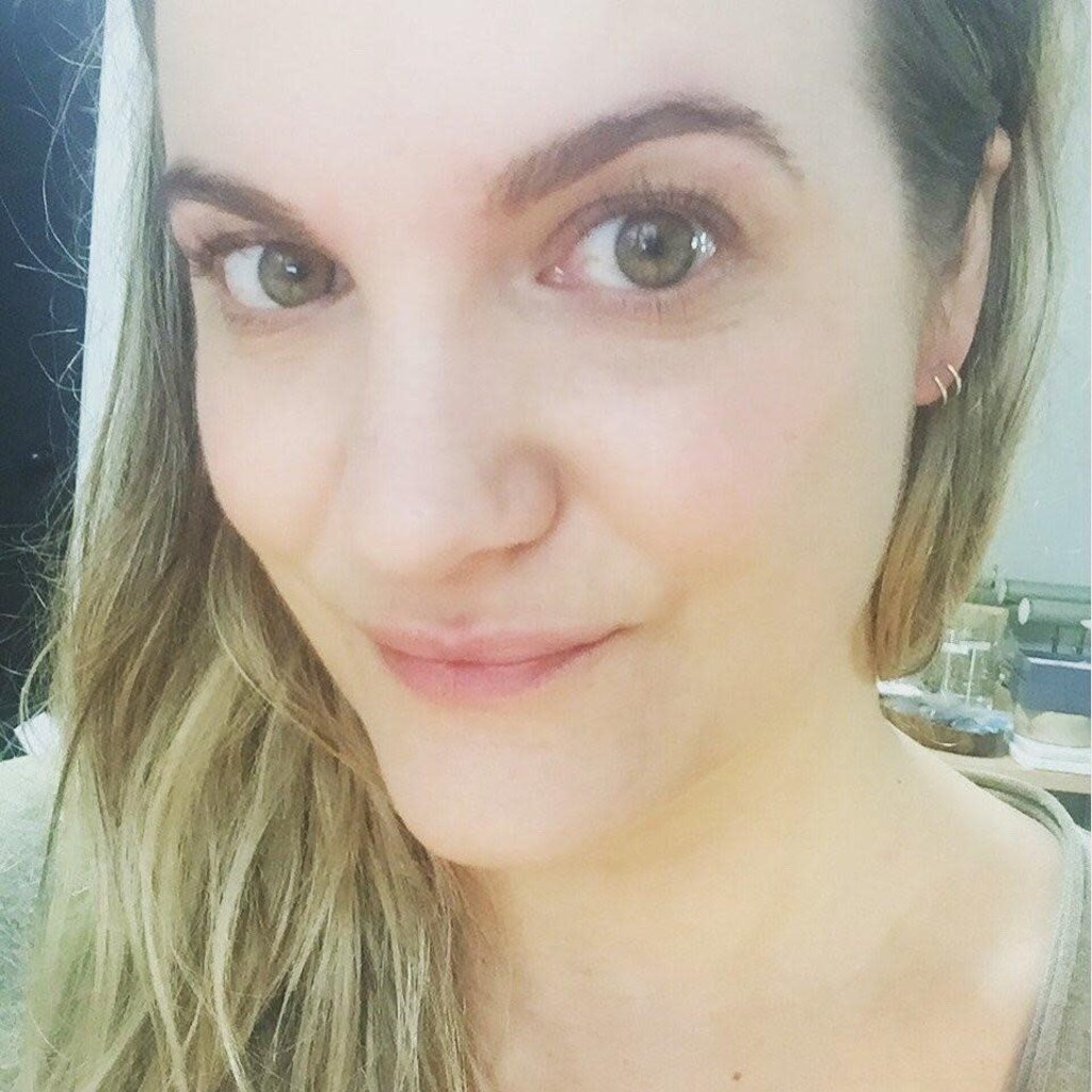 Hello Adorn Jewelry Tiny Twist Earrings