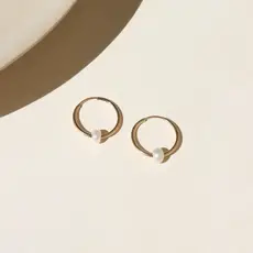 Token (Faire) Pearl Hoops - 14k Gold Filled