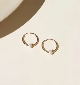 Token (Faire) Pearl Hoops - 14k Gold Filled