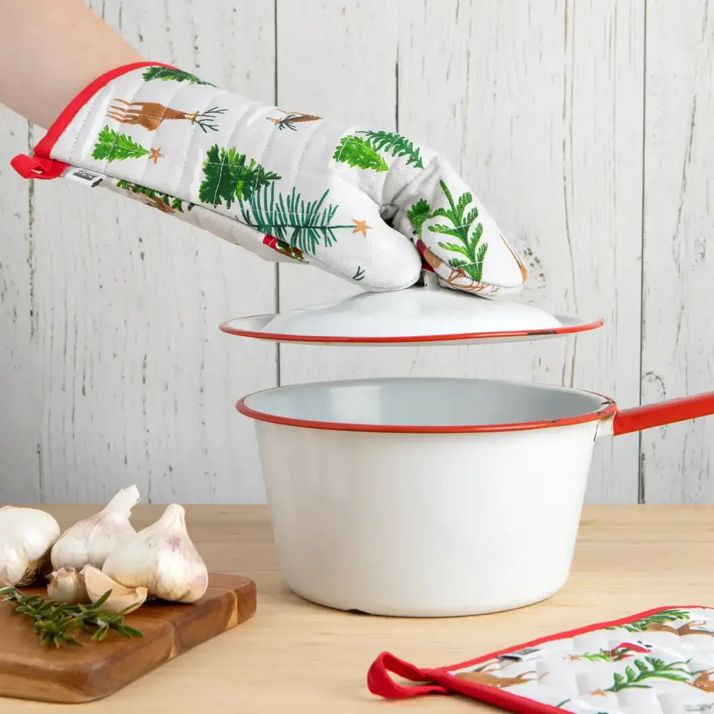 Now Designs by Danica Oven Mitt - Santa's Reindeer Christmas