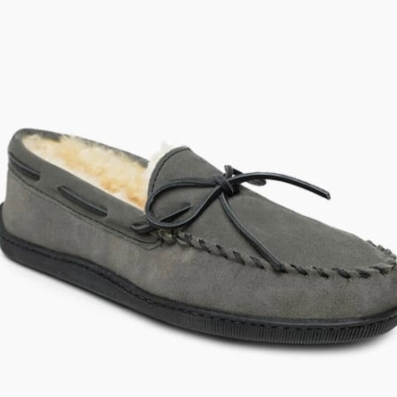 Minnetonka Minnetonka Sheepskin "Grey" Slipper
