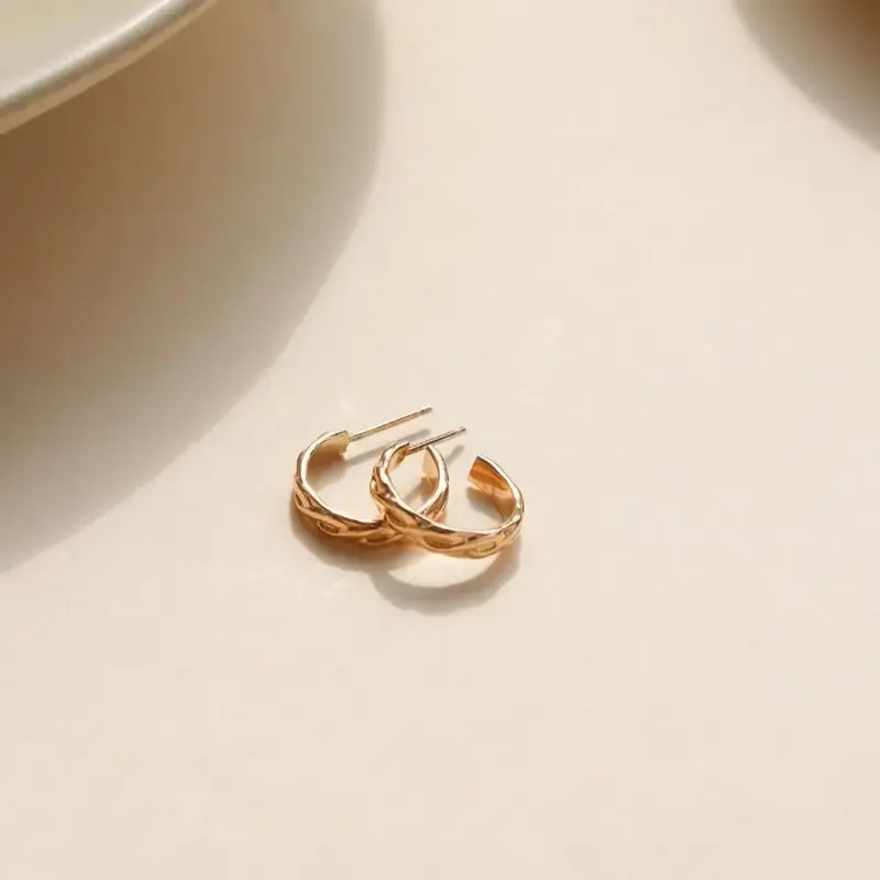 Token (Faire) Helix Huggies - 14k Gold Fill