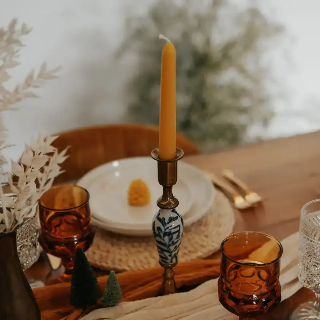 Beeswax Taper Candle - 7" Antique