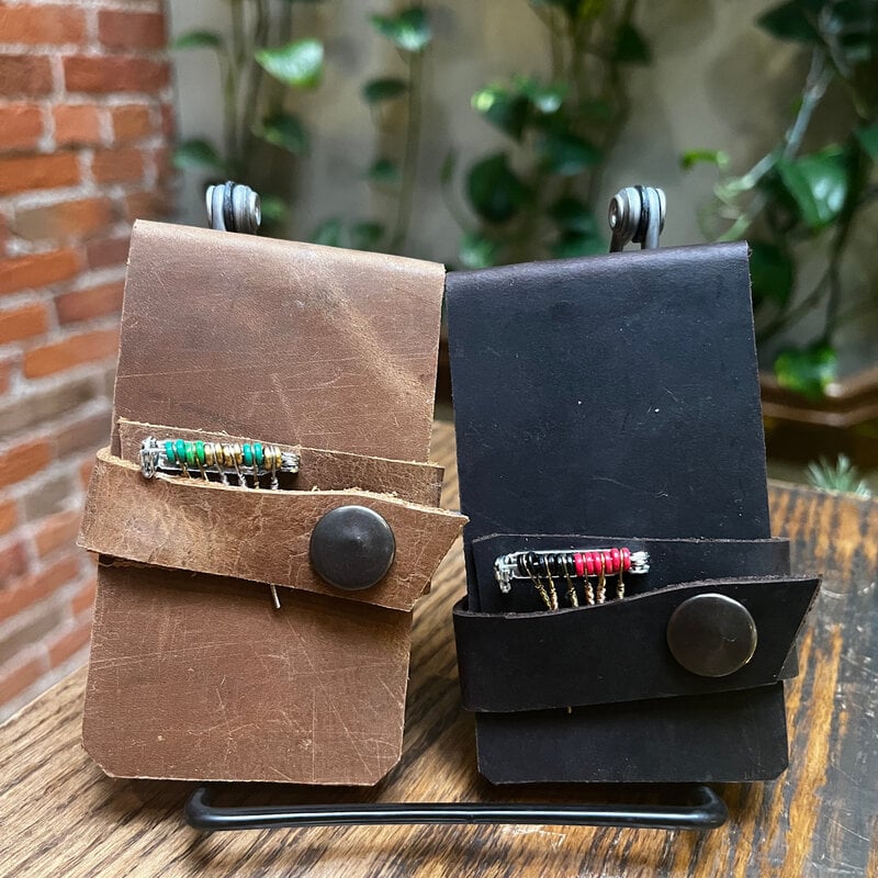 Gramps Creative 2 Player Leather Travel Cribbage Board