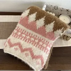 Scarvii - Winter Women's Scarf - Plush & Sweetly Chic - Pink