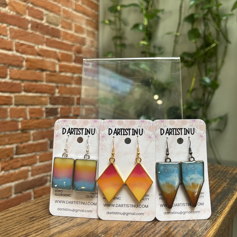 Elegant Earrings - D Artist In U