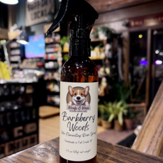 Woofs and Wax Woofs and Wax Room Spray 4.5oz  Barkberry Woods