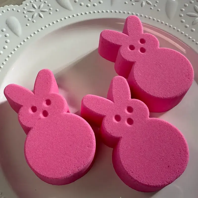 Poppy & Thyme Bath Bomb - Lil Bunny