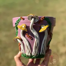 Making Olas Mushroom Plant Pot -