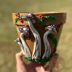 Making Olas Mushroom Plant Pot -