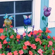 Echo Valley - Home and Garden Products Lunalite Cranium Planter Stake Assorted