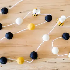 Wool Jamboree Felt Bumble Bee Garland