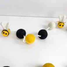 Wool Jamboree Felt Bumble Bee Garland