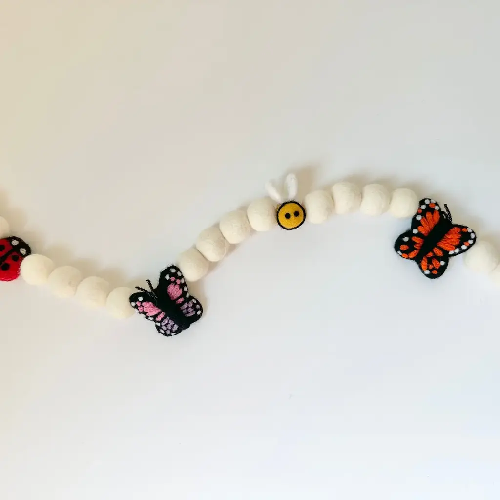 Wool Jamboree All the Bugs Garland