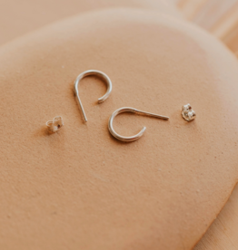 Hello Adorn Jewelry Hello Adorn - 20 mm Everyday Hoop Earrings - Silver