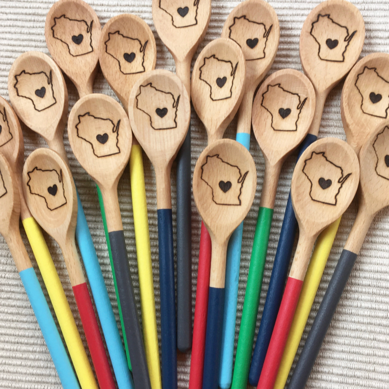 Embellish by Sandra State Wooden Spoons: Green / WI