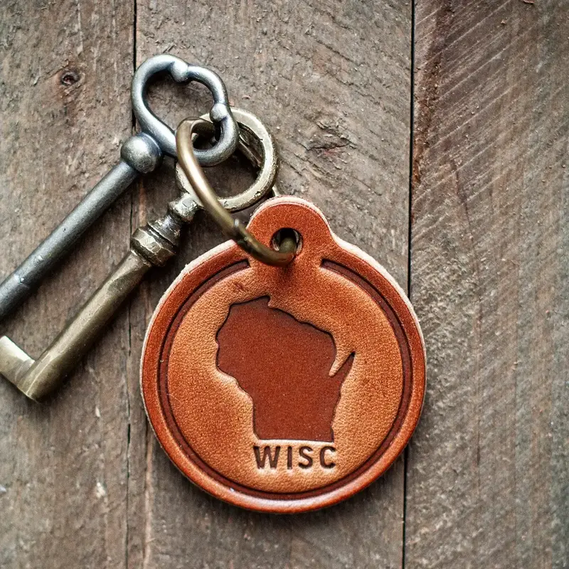 Sugarhouse Leather Wisconsin Silhouette Leather Keychain - Circle