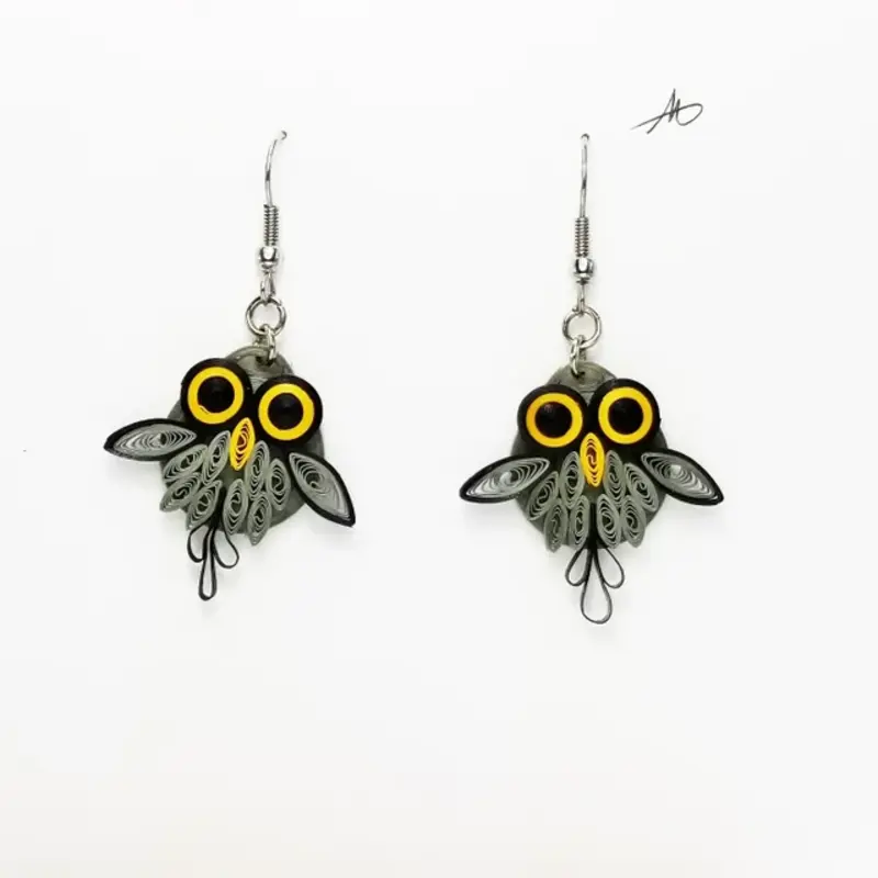 Iconic Quilling Quilling Earrings - Gray Owl