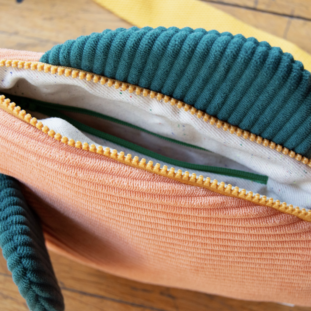 Curlworks The Fish Bag - Coral/Dark Green