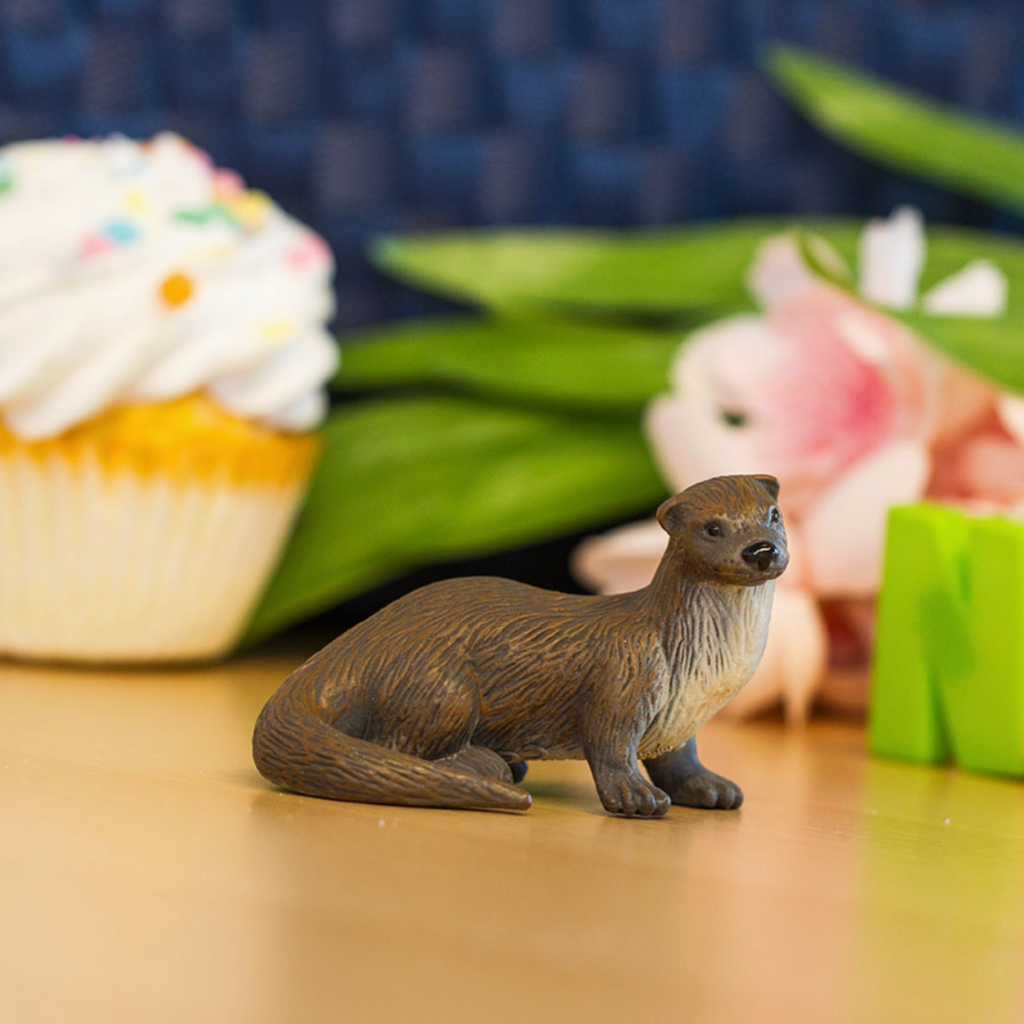 Safari Toys Animal Toy -  River Otter