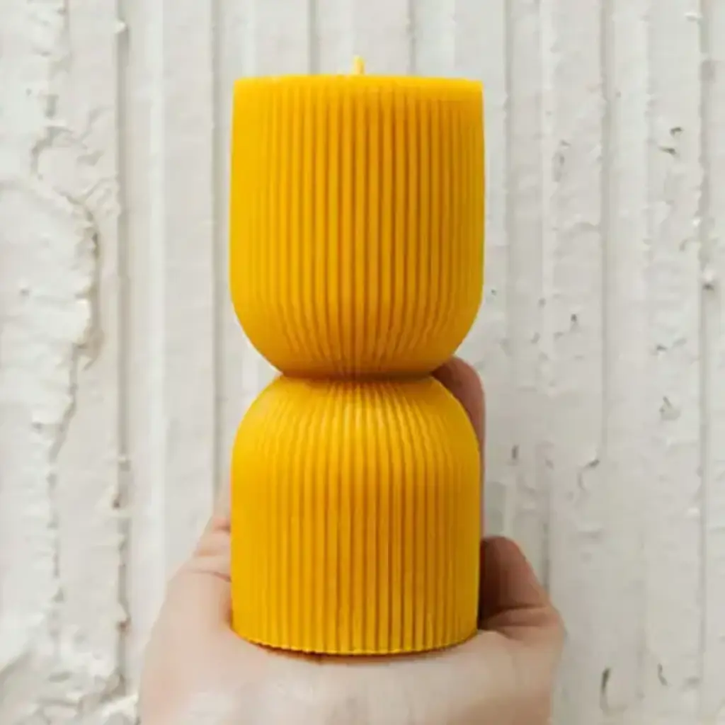 Pepper (Sml) - Ribbed Beeswax Pillar Candle