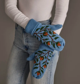 Panache (Faire) Blue Floral Pattern Knit Mittens