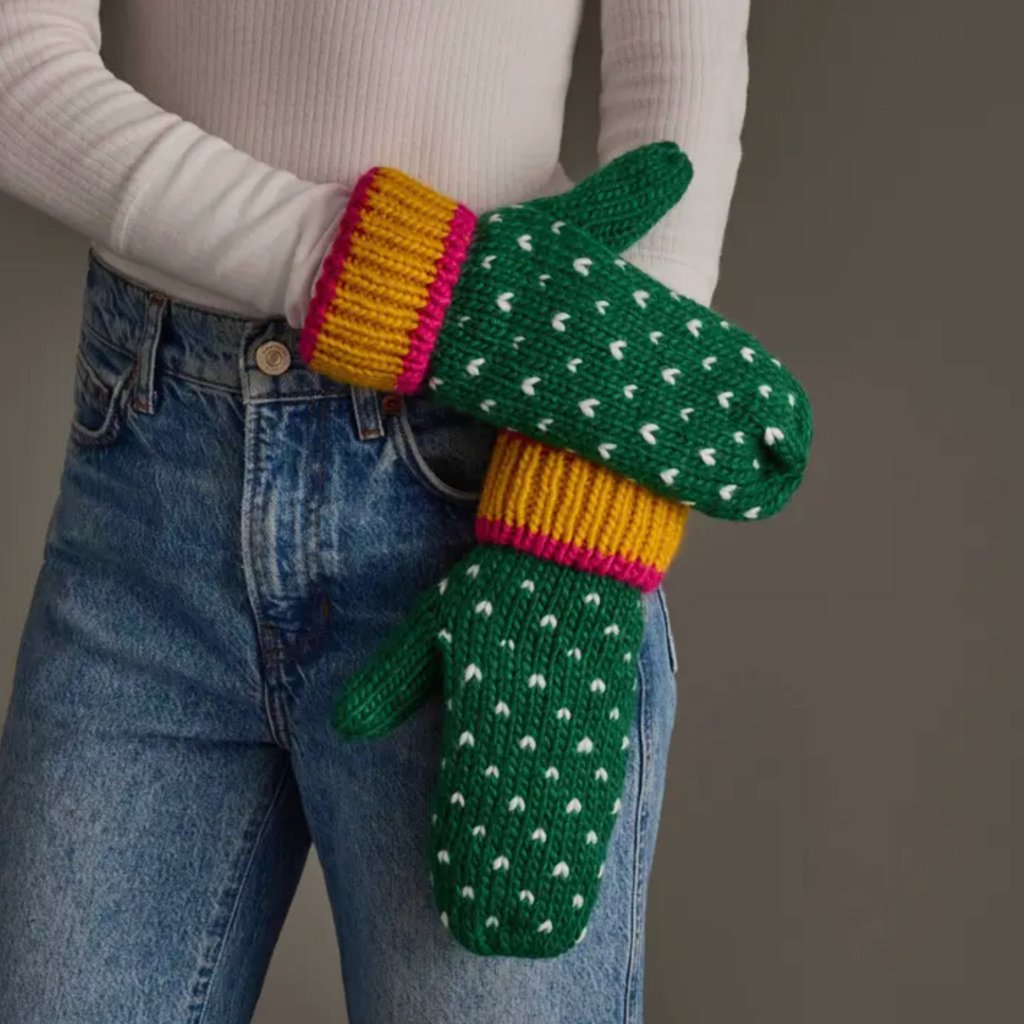 Panache (Faire) Green, White & Mustard Heart Design Mittens