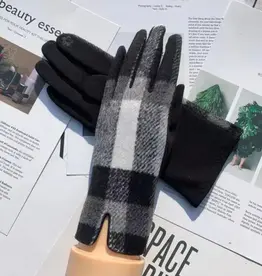Gloving - Women's Plaid Touchscreen Winter Gloves - Gray