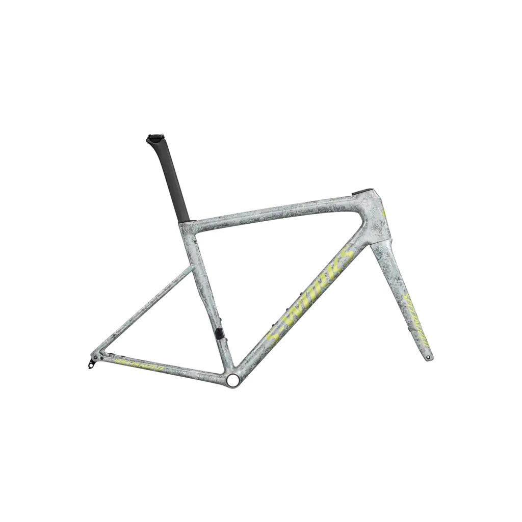 S works frame new arrivals