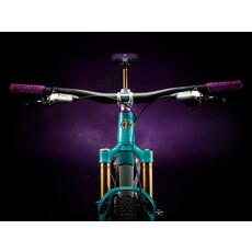 YETI YETI 40TH ANNIVERSARY ASR - T SERIES - MEDIUM - 117/200