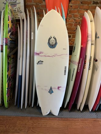 CANNIBAL 5’5 CANNIBAL FISH PLATE