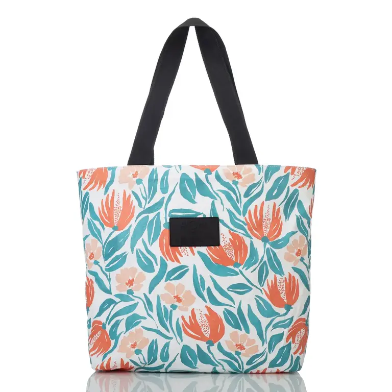 ALOHA COLLECTION POPPIES DAY TRIPPER