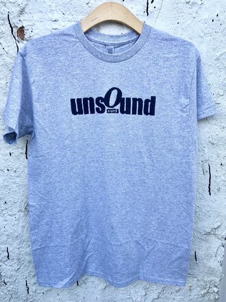 UNSOUND SURF UNSOUND SURF OG LOGO TSHIRT UNSOUND SURF UNSOUND SURF OG LOGO TSHIRT