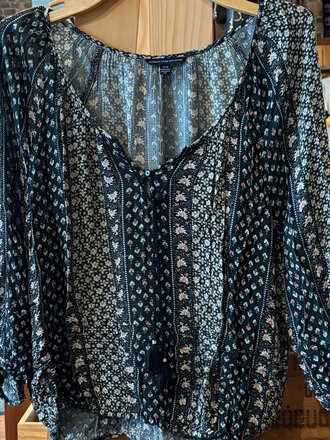 UNSOUND SURF WOMENS AMERICAN EAGLE LS SIZE M