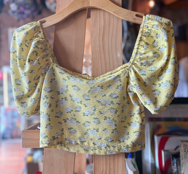 UNSOUND SURF SUMMER TOP SIZE 4