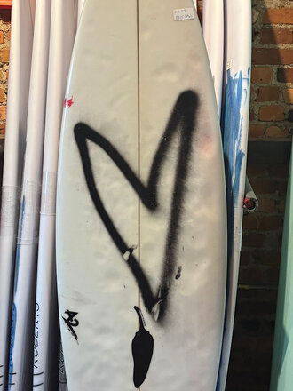 CHILLI SURFBOARDS USED CHILLI 5'9