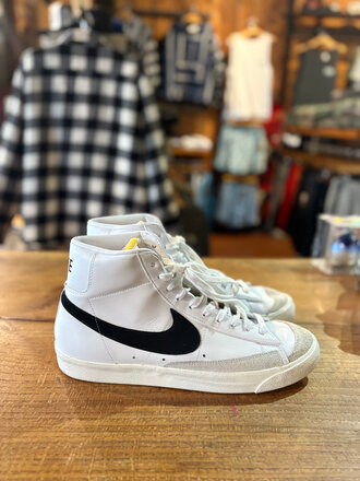 NIKE VINTAGE MENS NIKE BLAZERS MID '77