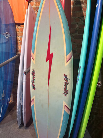 LIGHTNING BOLT VINTAGE 1970'S 6'2 LIGHTNING BOLT SURFBOARD LIGHTNING BOLT VINTAGE 1970'S 6'2 LIGHTNING BOLT SURFBOARD