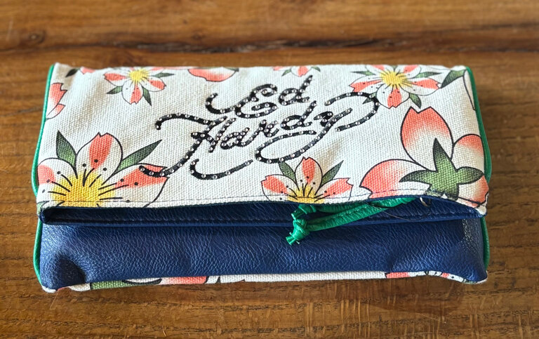 UNSOUND SURF ED HARDY PURSE
