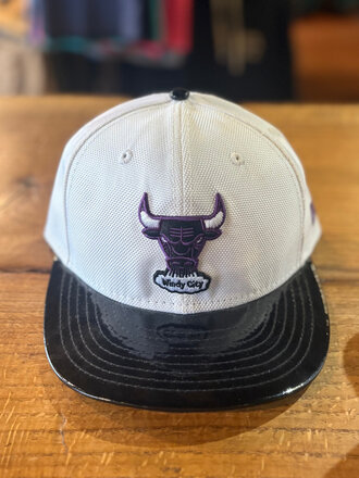 CHICAGO BULLS HAT