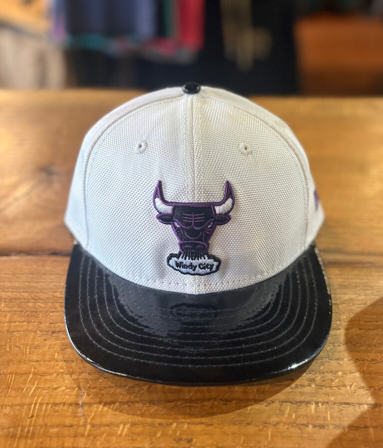 CHICAGO BULLS HAT