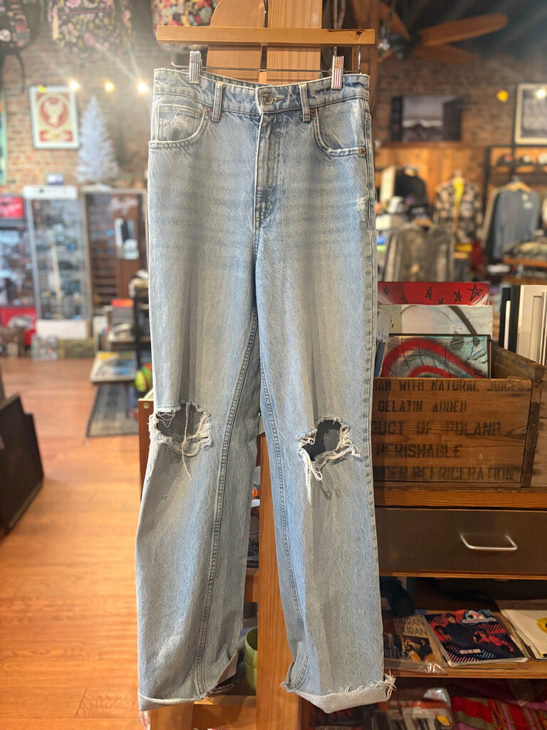 ZARA ZARA BAGGY JEAN SIZE 4