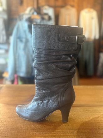 STEVE MADDEN BROWN LEATHER BOOTS