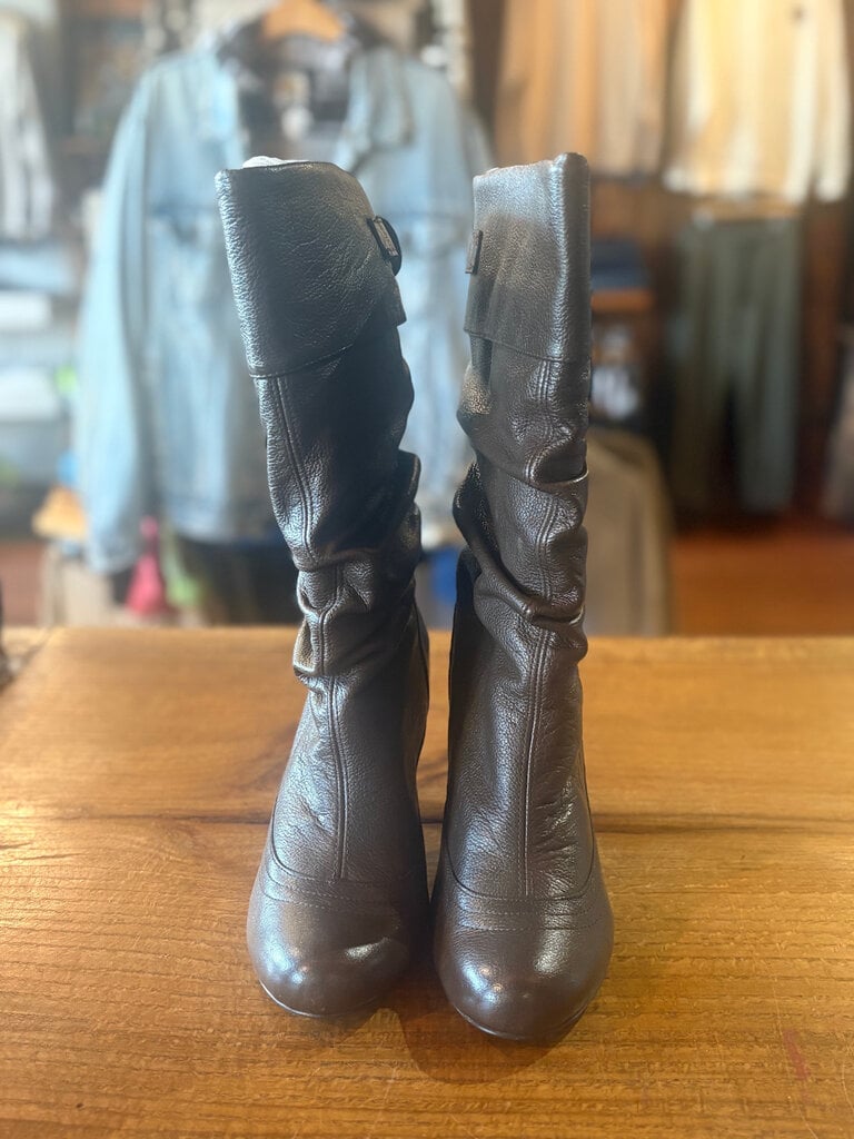 STEVE MADDEN BROWN LEATHER BOOTS