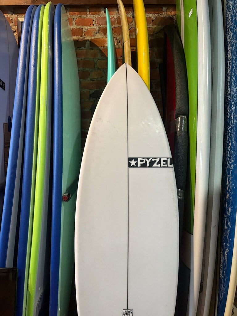PYZEL 5'8 PYZEL PHANTOM SURFBOARD
