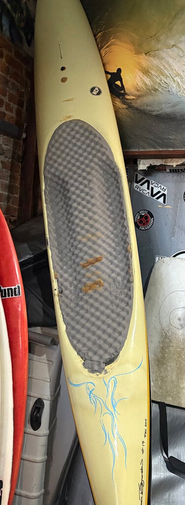 PRE-OWNED NCP PADDLE BOARD