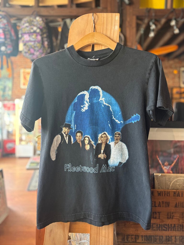 VINTAGE FLEETWOOD MAC SHIRT 1997