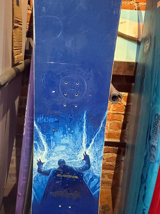 K2 ILLUSION SNOWBOARD